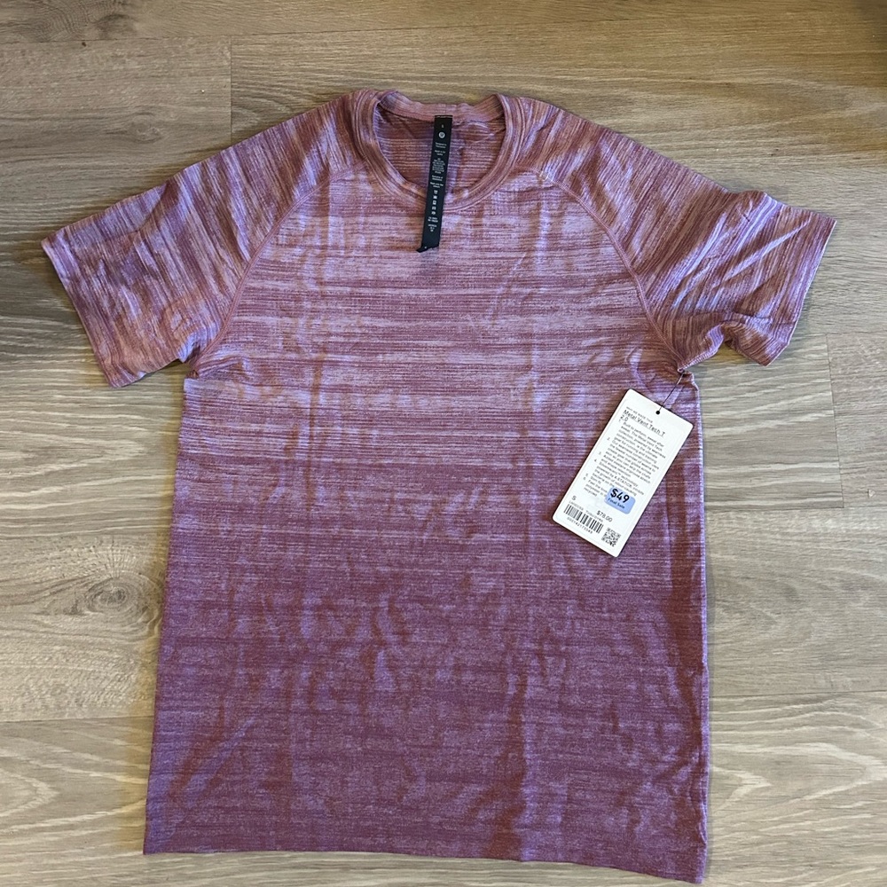 BNWT Men’s lululemon Metal Vent Tech T 2.0 Size Small
